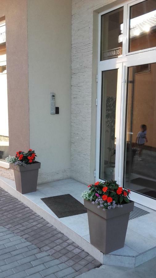 Butterfly Apartment Cacak Exterior photo